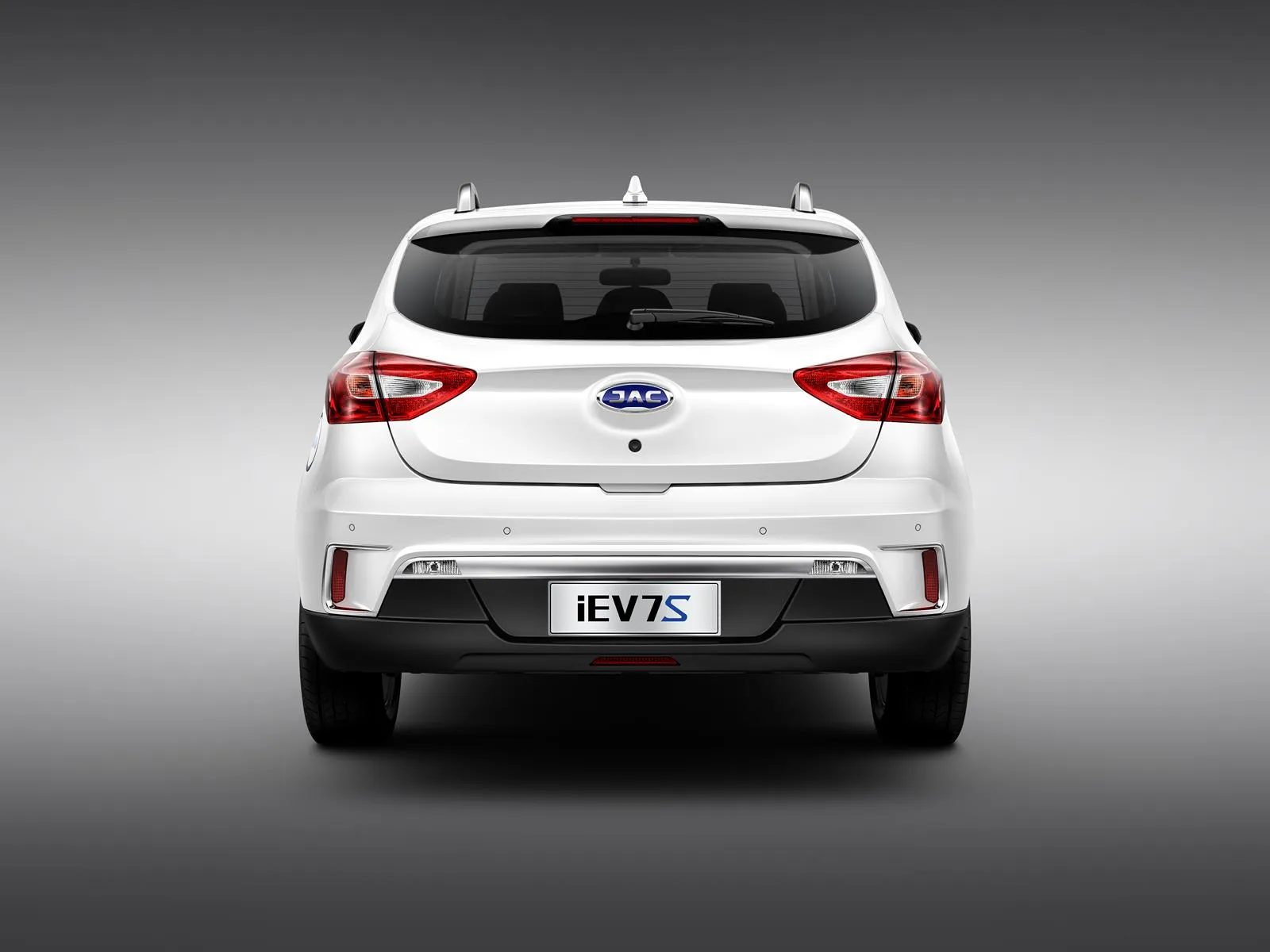JAC iEV7S